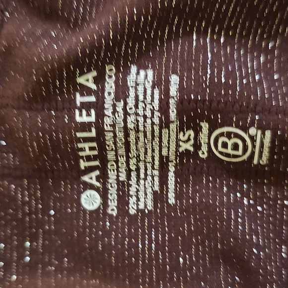 💜Athleta Speedlight Glow Top - Antique Burgundy Sparkle - Womens XS - Picture 10 of 10